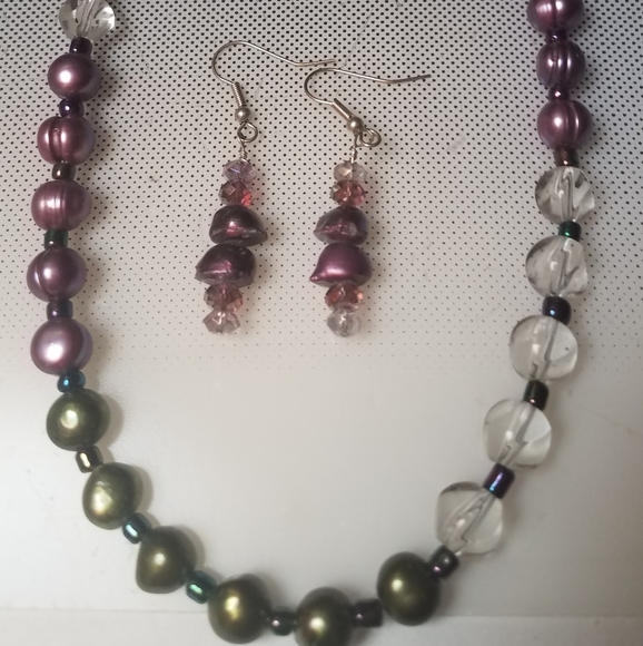 PEARLS FOR 2025 LAVENDER GREEN PEARL CRYSTAL CONTEMPO NECKLACE EARRINGS - Picture 1 of 5